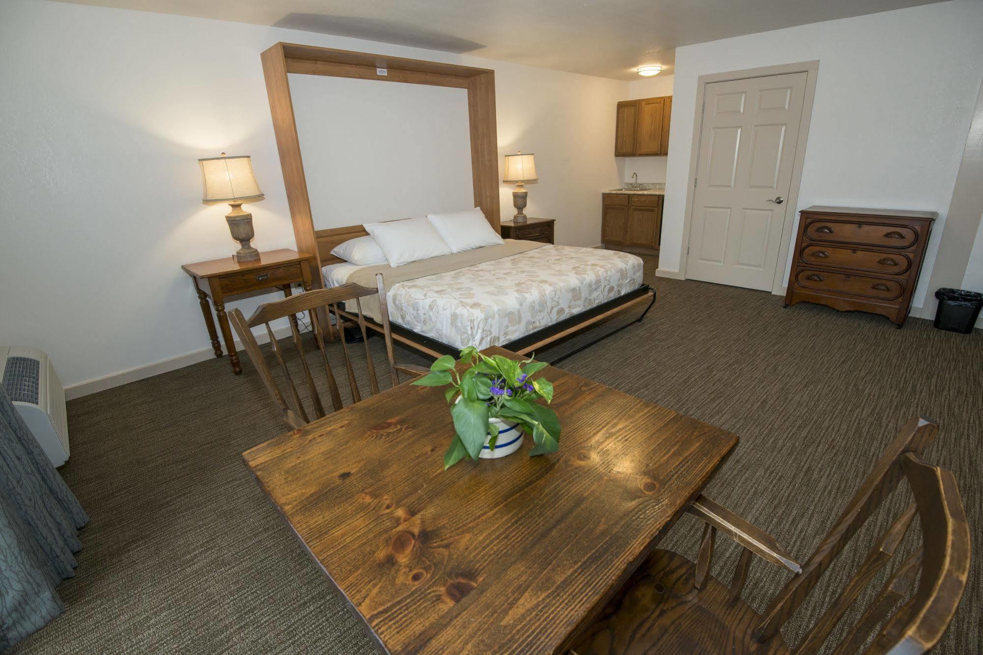 Brown County Inn Nashville Eksteriør billede